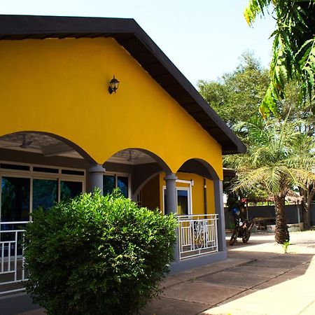 Tree House Hostel Tamale Exterior foto